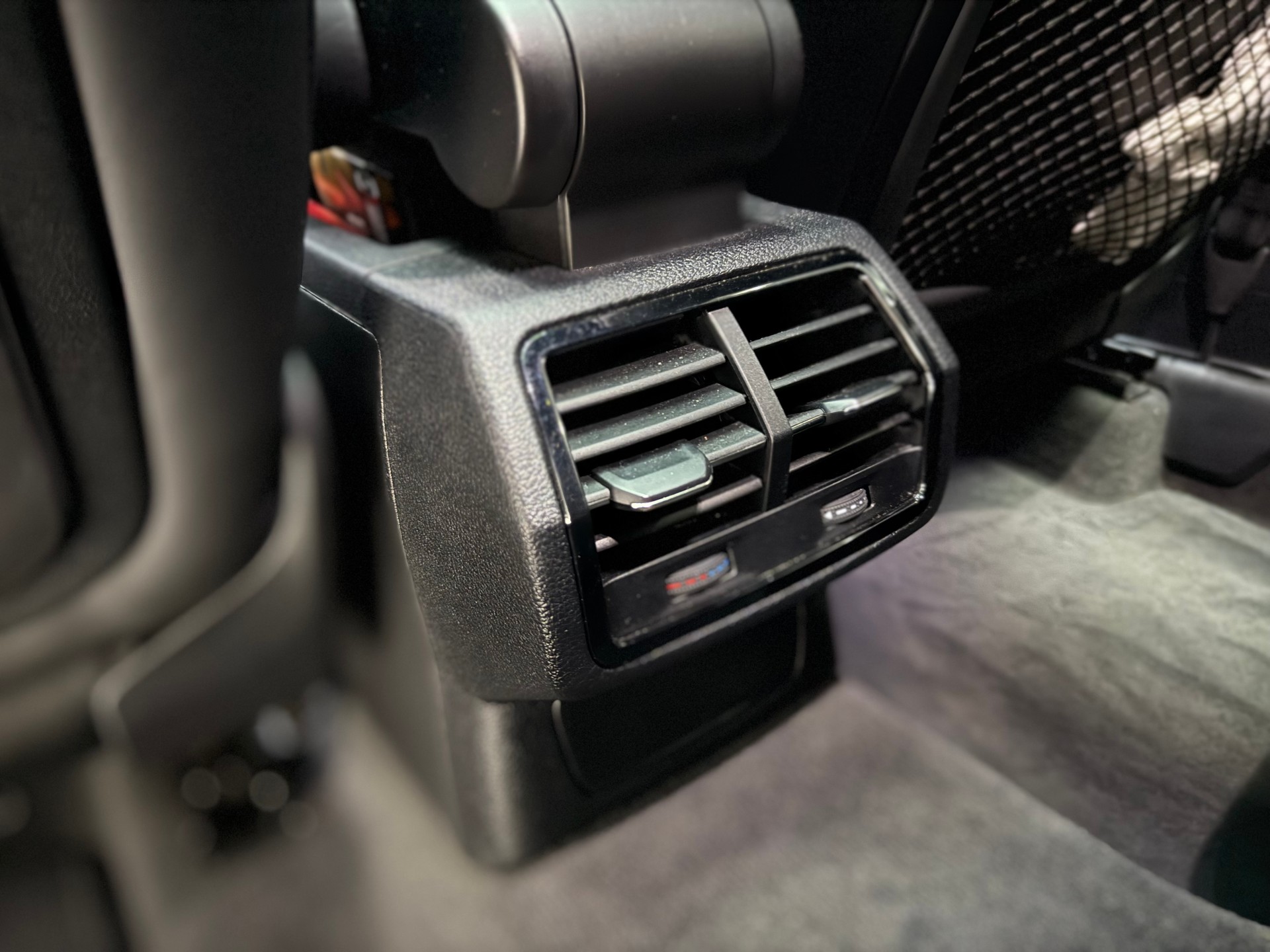 AUDI RS Q3 Sportback quattro S tronic-image-15