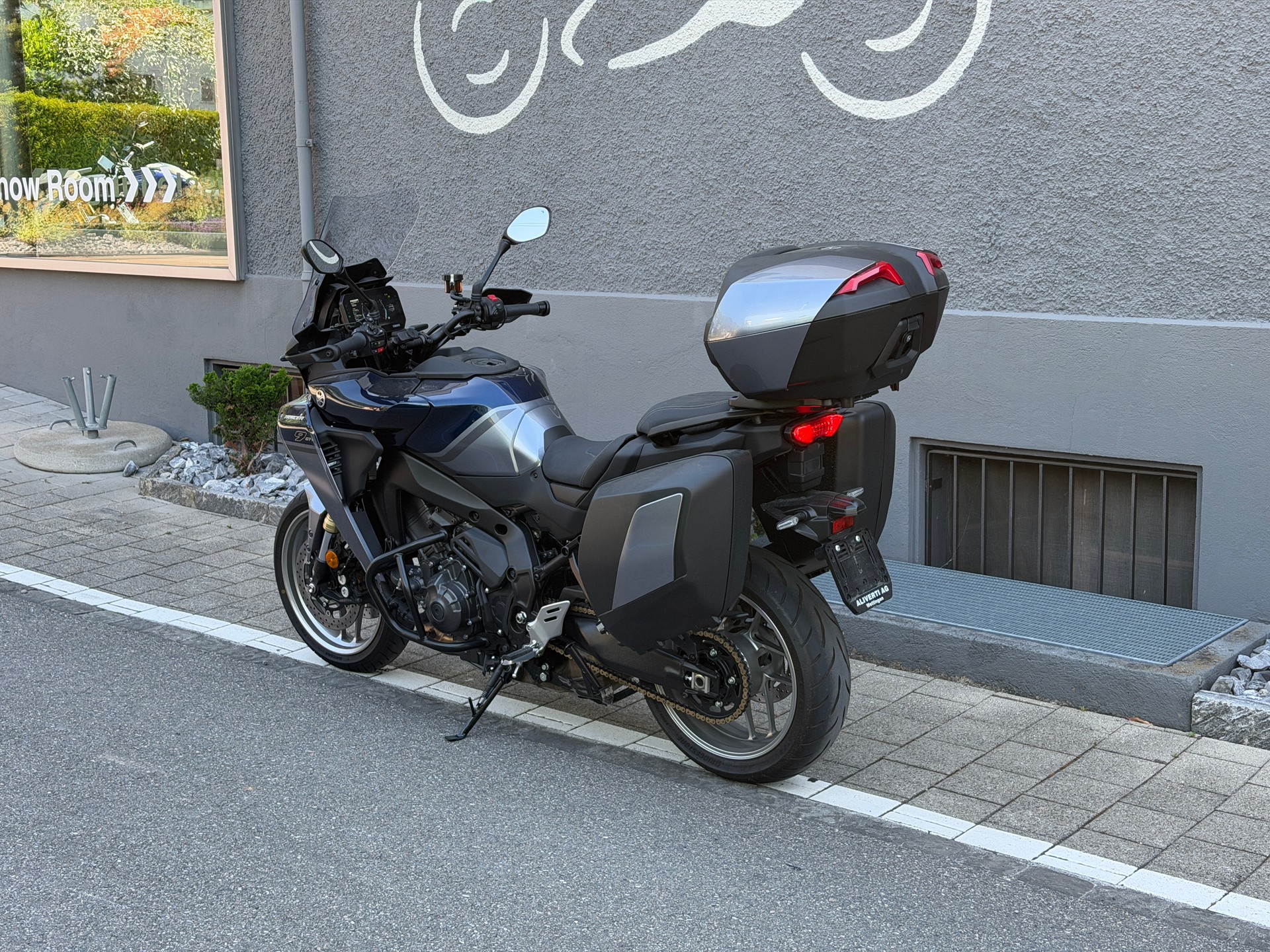 YAMAHA Tracer 9 GT+ Y-AMT-image-3