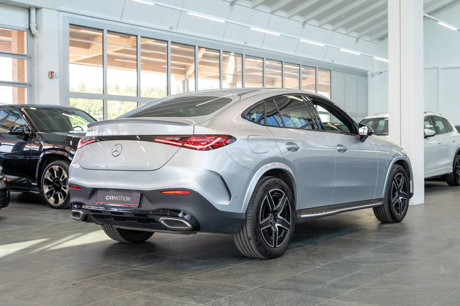 MERCEDES-BENZ GLC 200 AMG Line 4matic Coupé / Facelift / 360°Kamera / el.Sitze-showroom-element-3