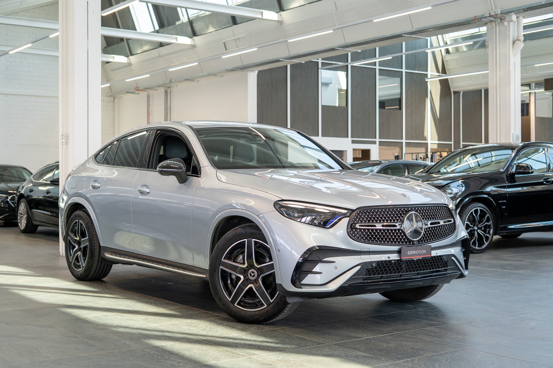 MERCEDES-BENZ GLC 200 AMG Line 4matic Coupé / Facelift / 360°Kamera / el.Sitze-showroom-element-2