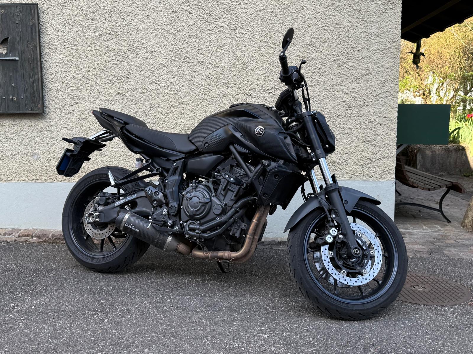 YAMAHA MT-07-image-3