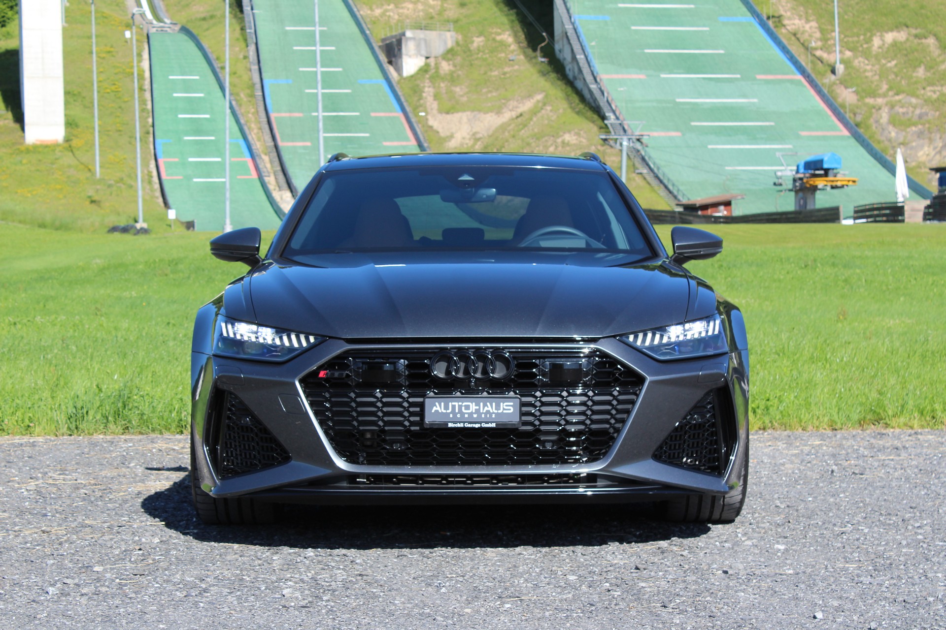 AUDI RS6 Avant 4.0 TFSI V8 quattro-showroom-element-1