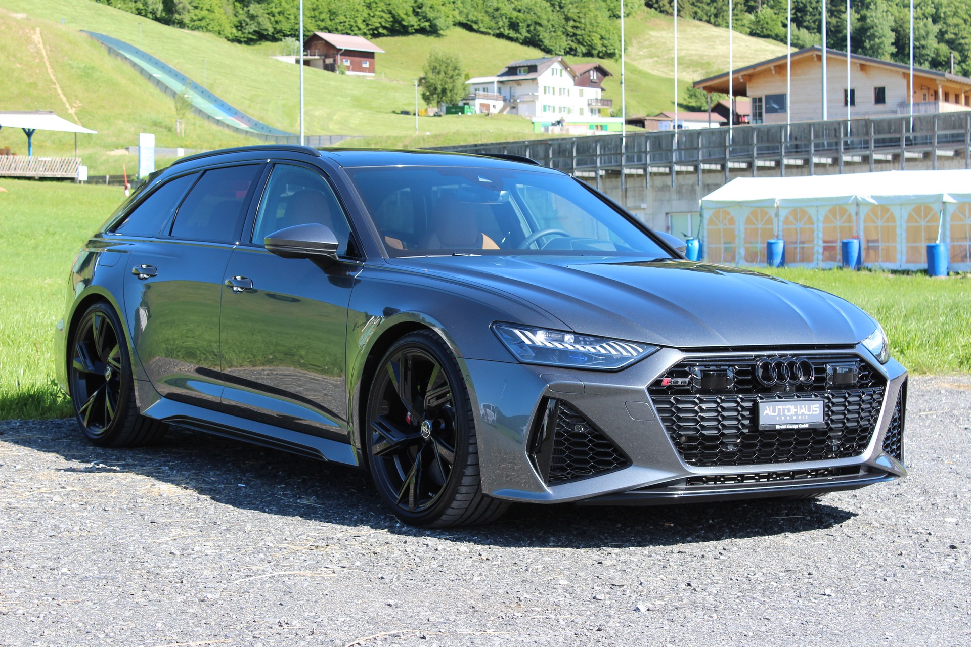 AUDI RS6 Avant 4.0 TFSI V8 quattro-showroom-element-2