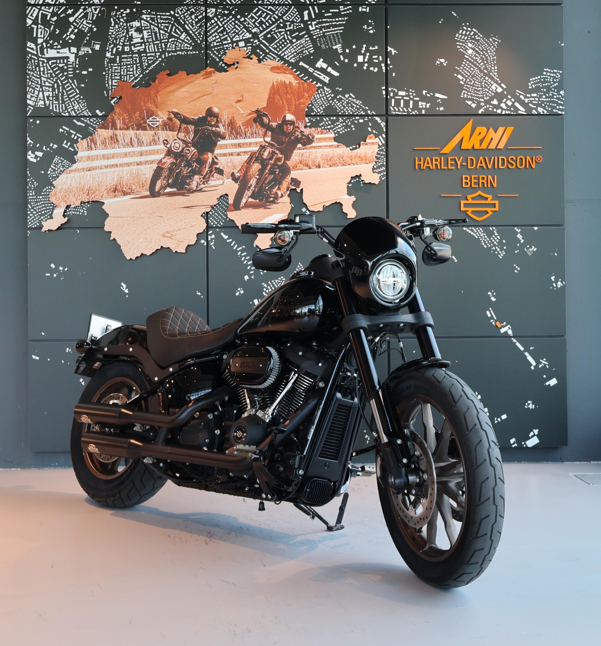HARLEY-DAVIDSON FXLRS Softail Low Rider S 114 ABS-image-1