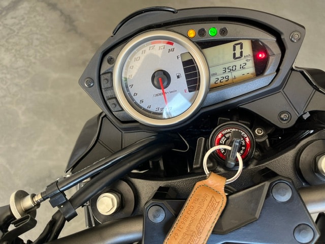 KAWASAKI Z 750 ABS-image-7