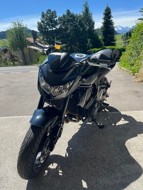 KAWASAKI Z 750 ABS-image-1