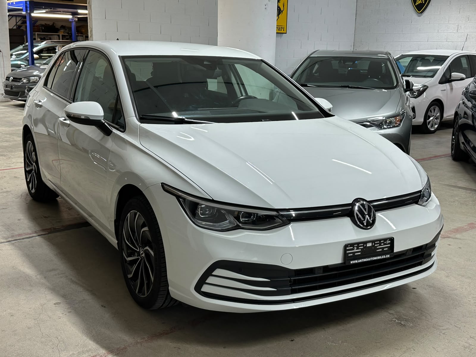 VW Golf 1.5 TSI ACT Life-image-2