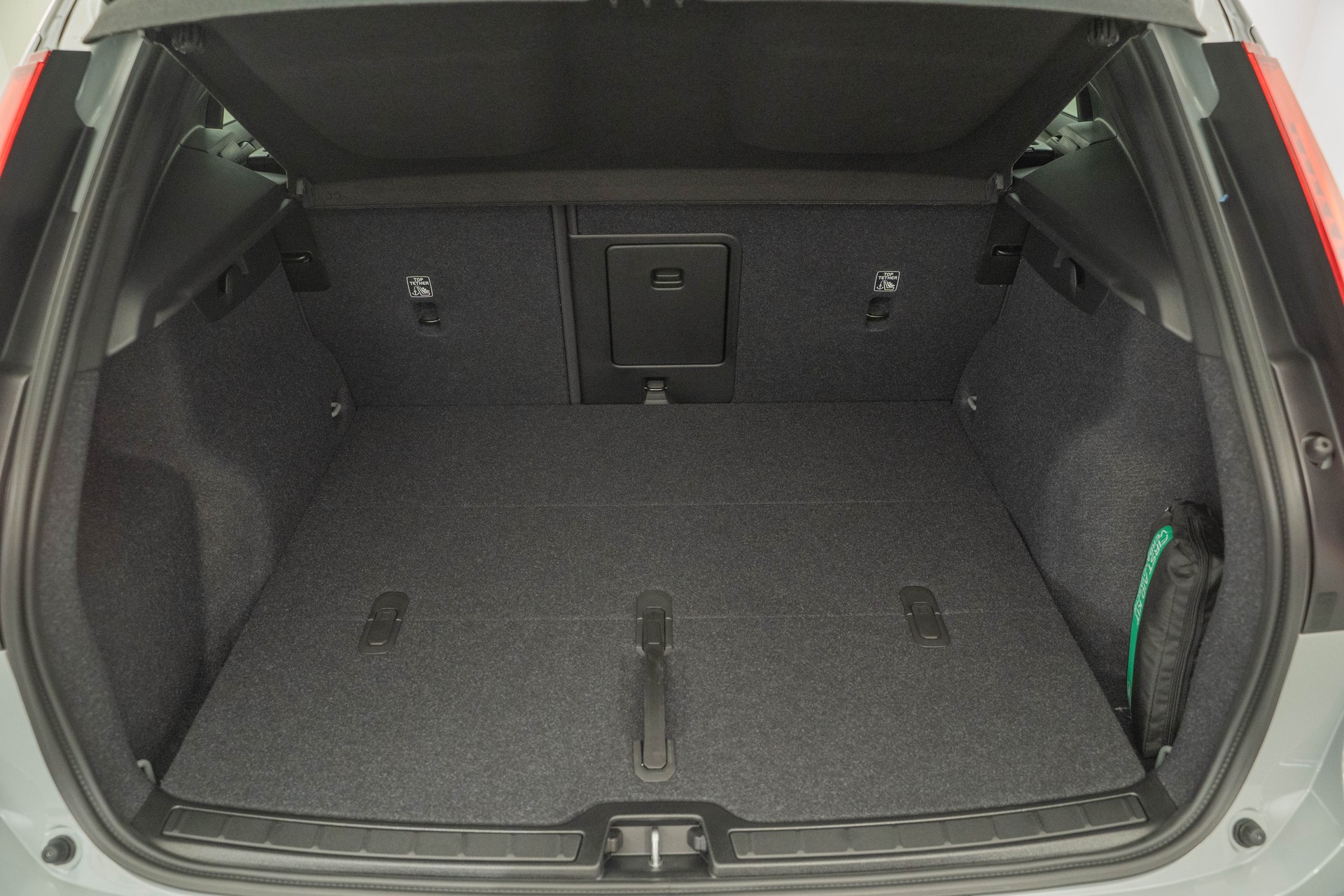 VOLVO EX40 Twin Performance Ultra AWD-image-4