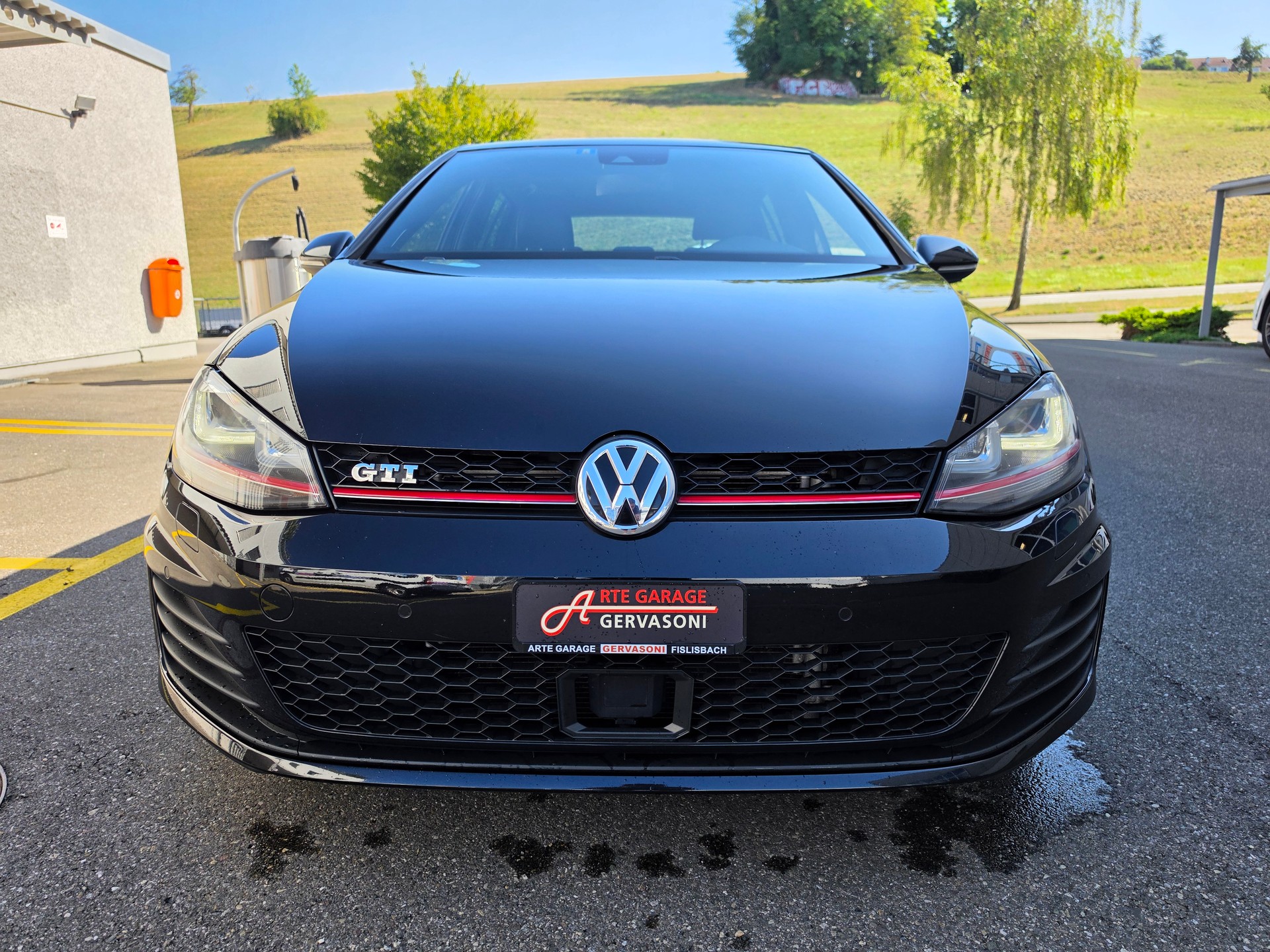 VW Golf 2.0 TSI GTI Performance DSG-showroom-element-1