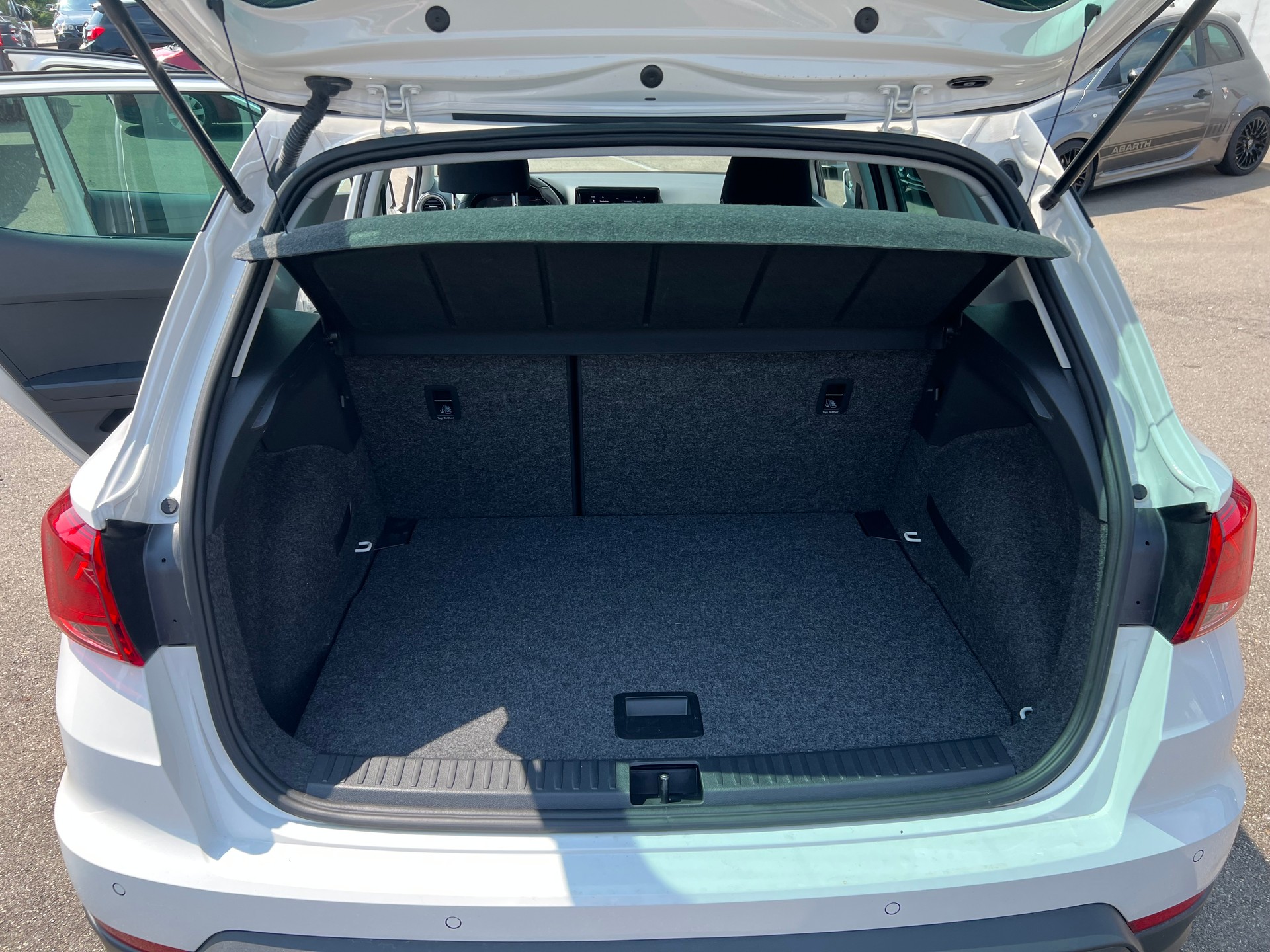 SEAT Arona 1.0 TSI Eco Style DSG-image-20