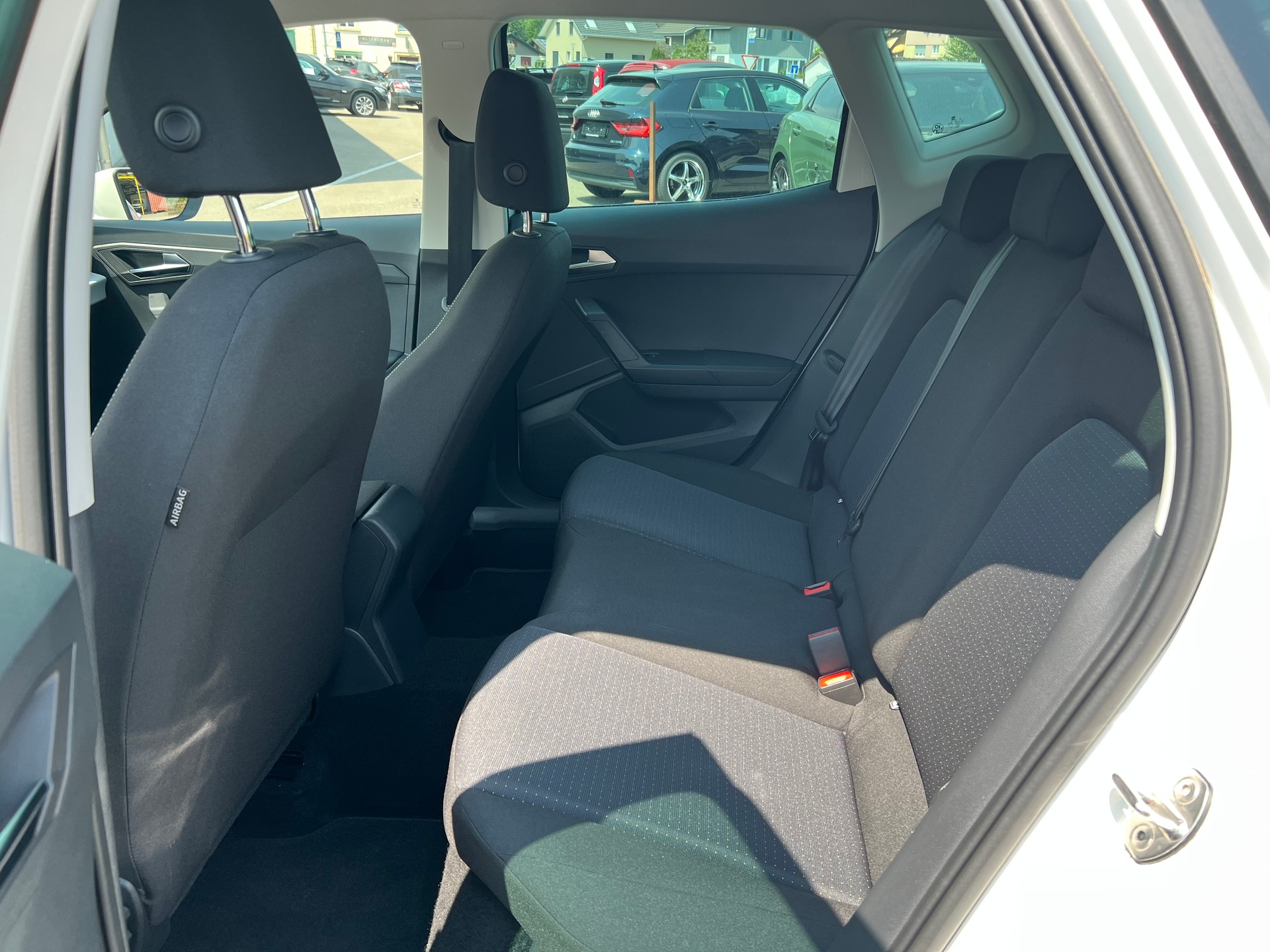 SEAT Arona 1.0 TSI Eco Style DSG-image-18