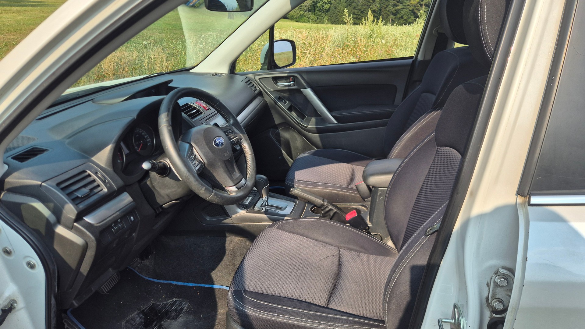 SUBARU Forester 2.0i Advantage Lineartronic-image-4