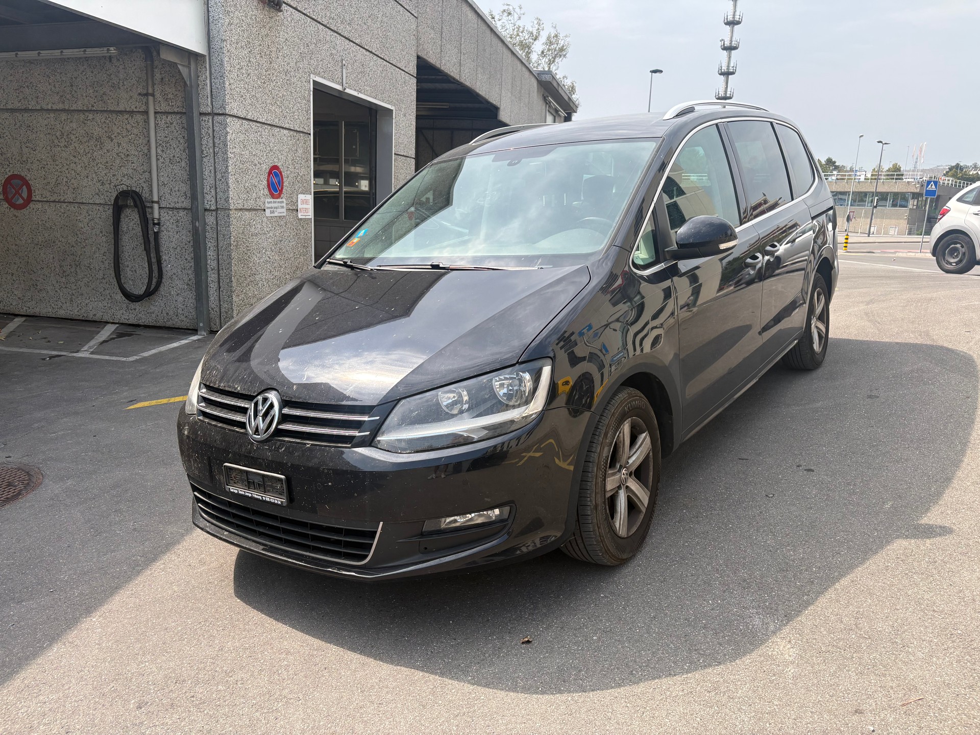VW Sharan 2.0 TDI BlueMotion Technology Trendline-image-2