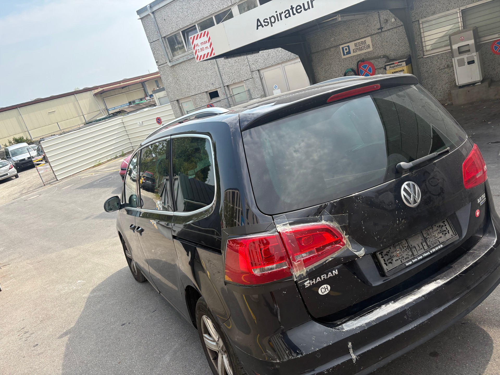 VW Sharan 2.0 TDI BlueMotion Technology Trendline-image-5