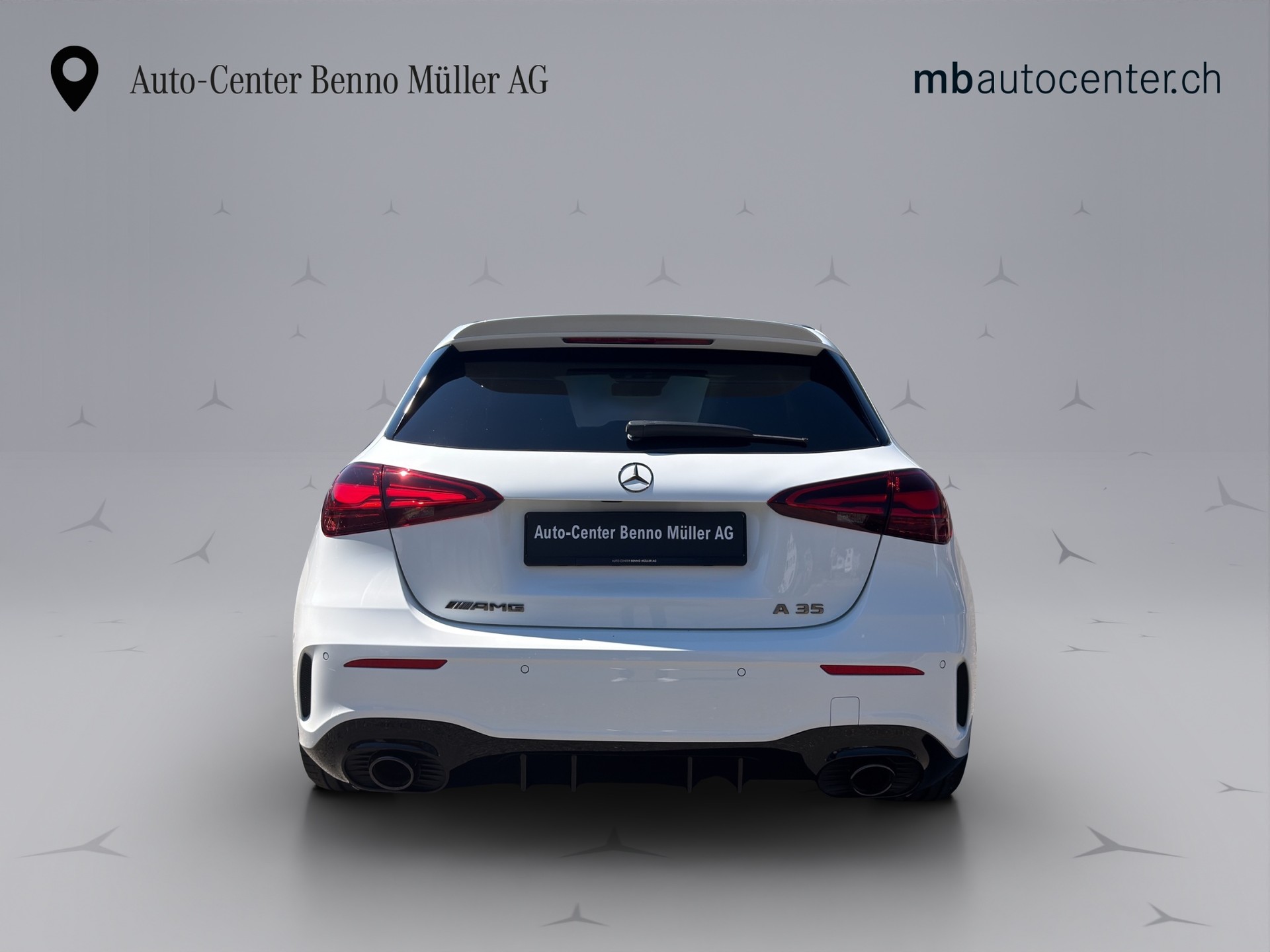 MERCEDES-BENZ A 35 AMG 4matic-showroom-element-3