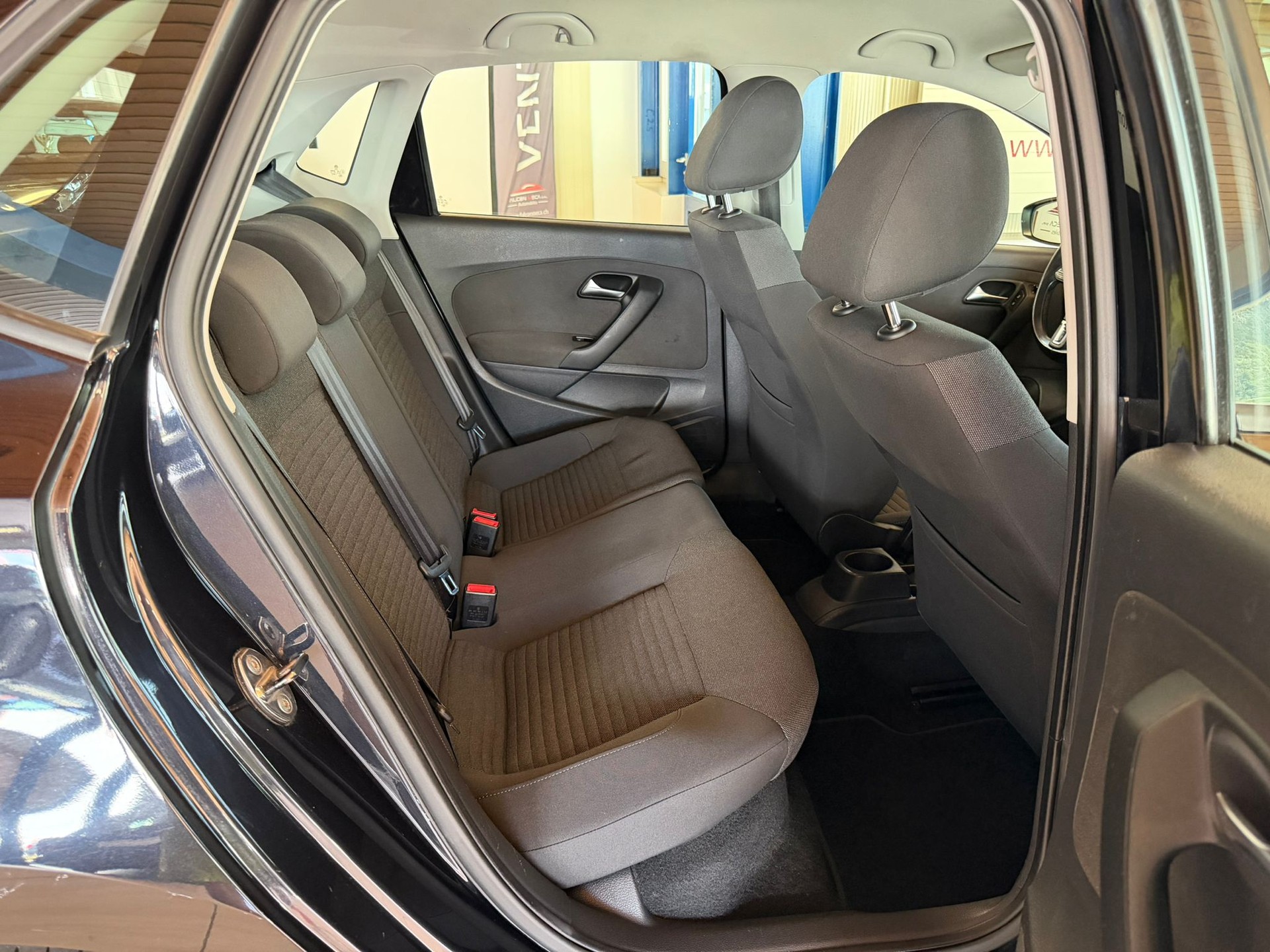 VW Polo 1.4 16V Comfortline-image-18