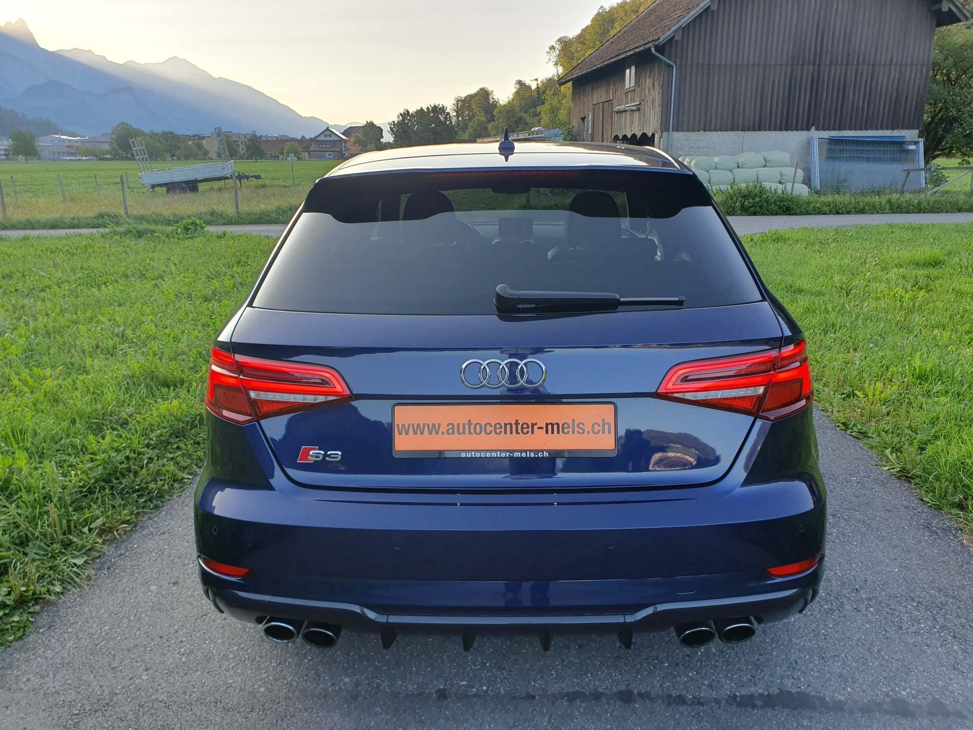 AUDI S3 Sportback 2.0 T FSI quattro S-Tronic-image-5