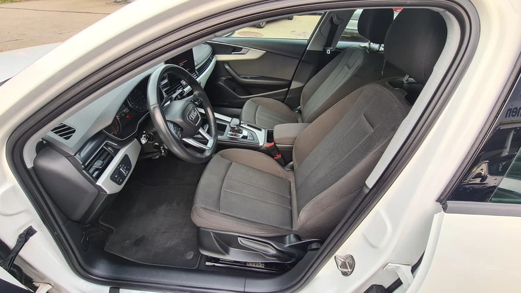 AUDI A4 Avant 40 TDI Attraction quattro S-tronic ** 204 PS ** Gr-Navi ** Sitzheizung ** Tempomat ** mit Gratis Service Paket **-image-11