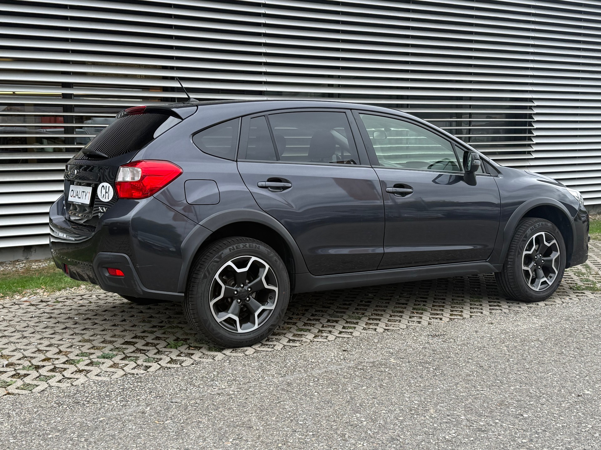 SUBARU XV 2.0D Swiss Two AWD-image-10