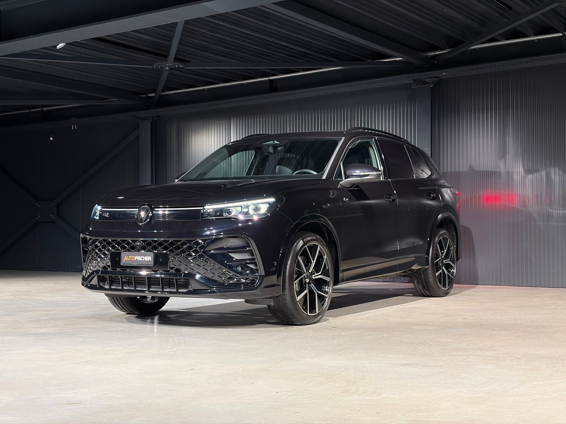 VW Tiguan 2.0 TSI DSG R-Line 4Motion *VOLLLEDER*-showroom-element-3