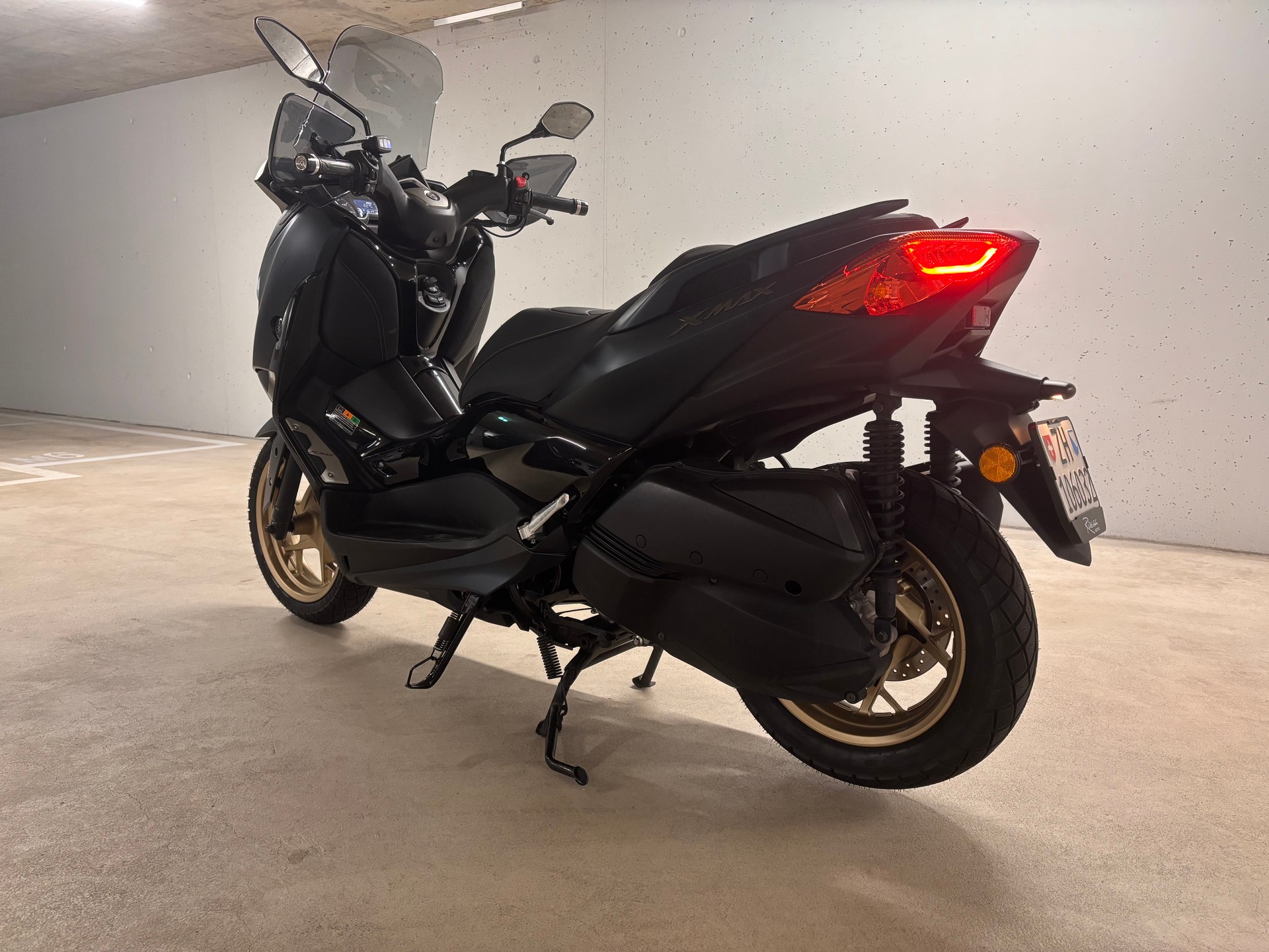 YAMAHA X-Max 300 Tech Max-image-5