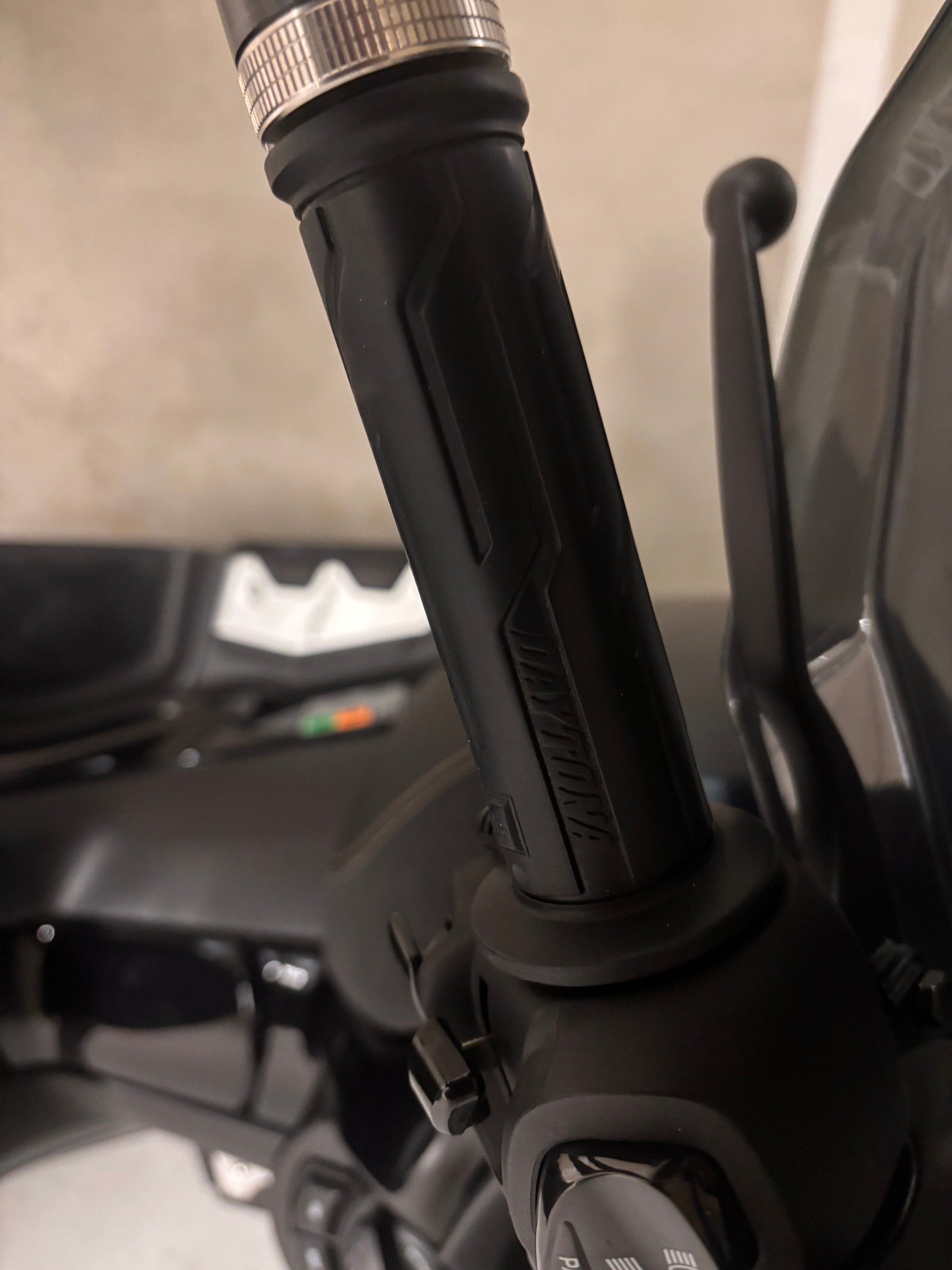 YAMAHA X-Max 300 Tech Max-image-6