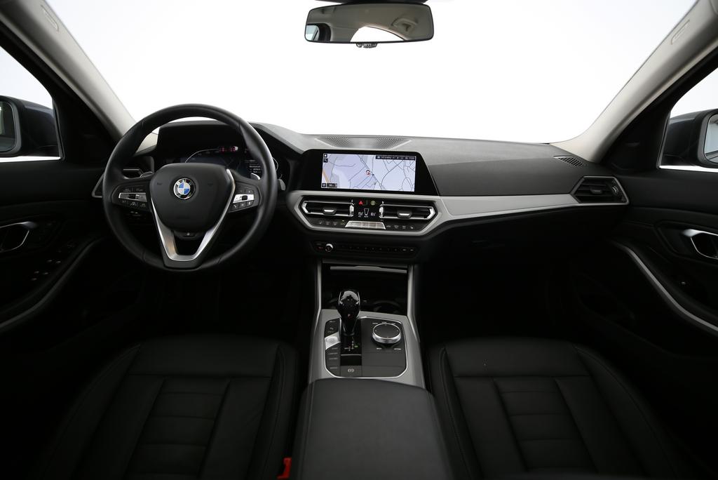 BMW 320d xDrive SAG-image-4