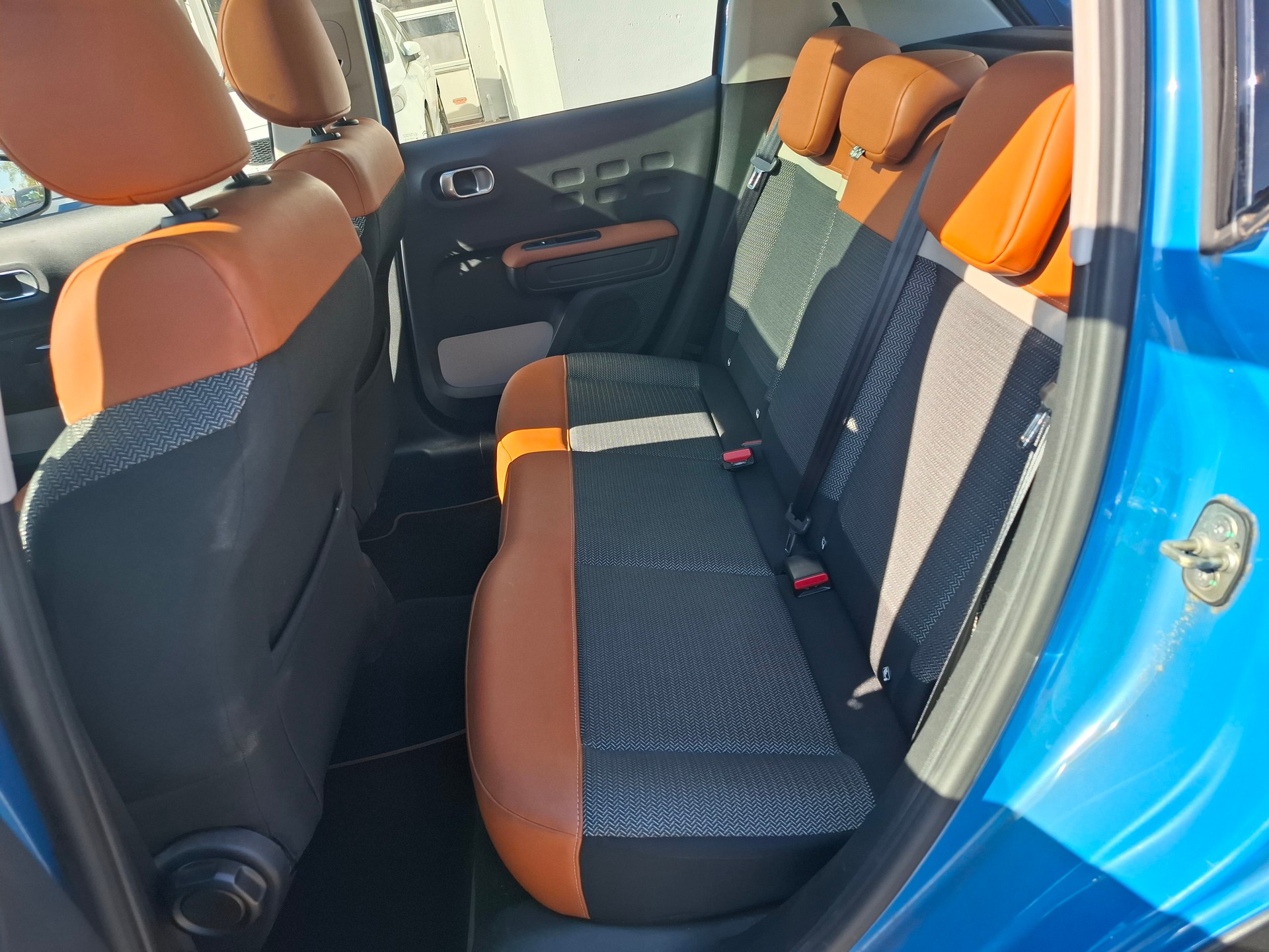 CITROEN C3 1.2i PureTech Shine-image-13
