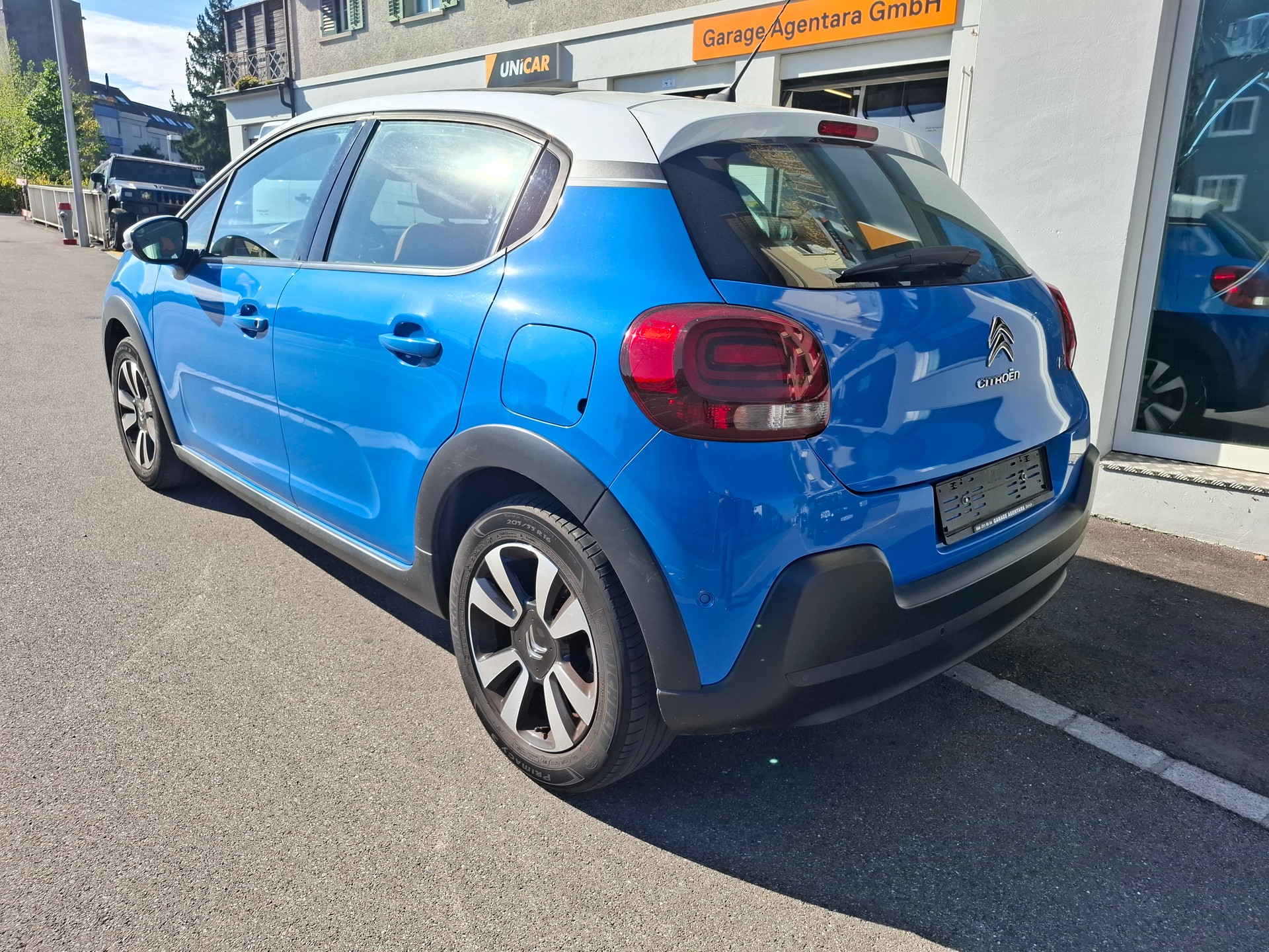CITROEN C3 1.2i PureTech Shine-showroom-element-2
