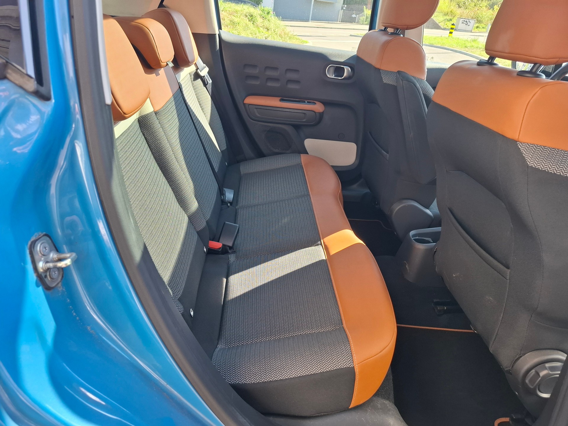 CITROEN C3 1.2i PureTech Shine-image-14