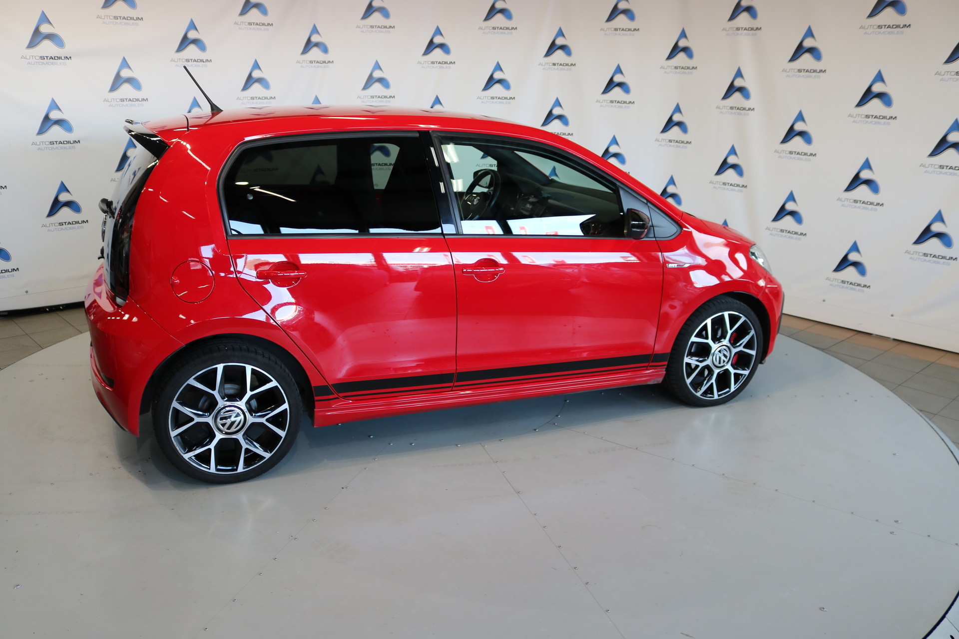 VW Up 1.0 TSI GTI-image-25