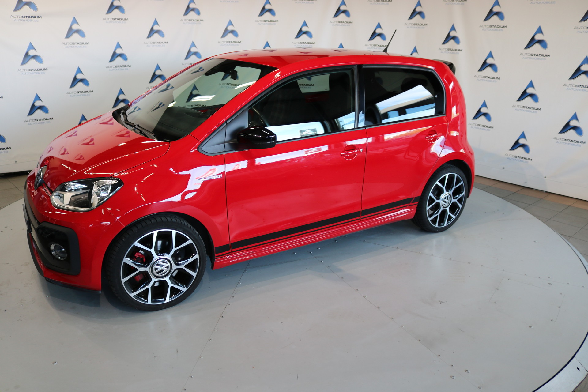 VW Up 1.0 TSI GTI-image-12
