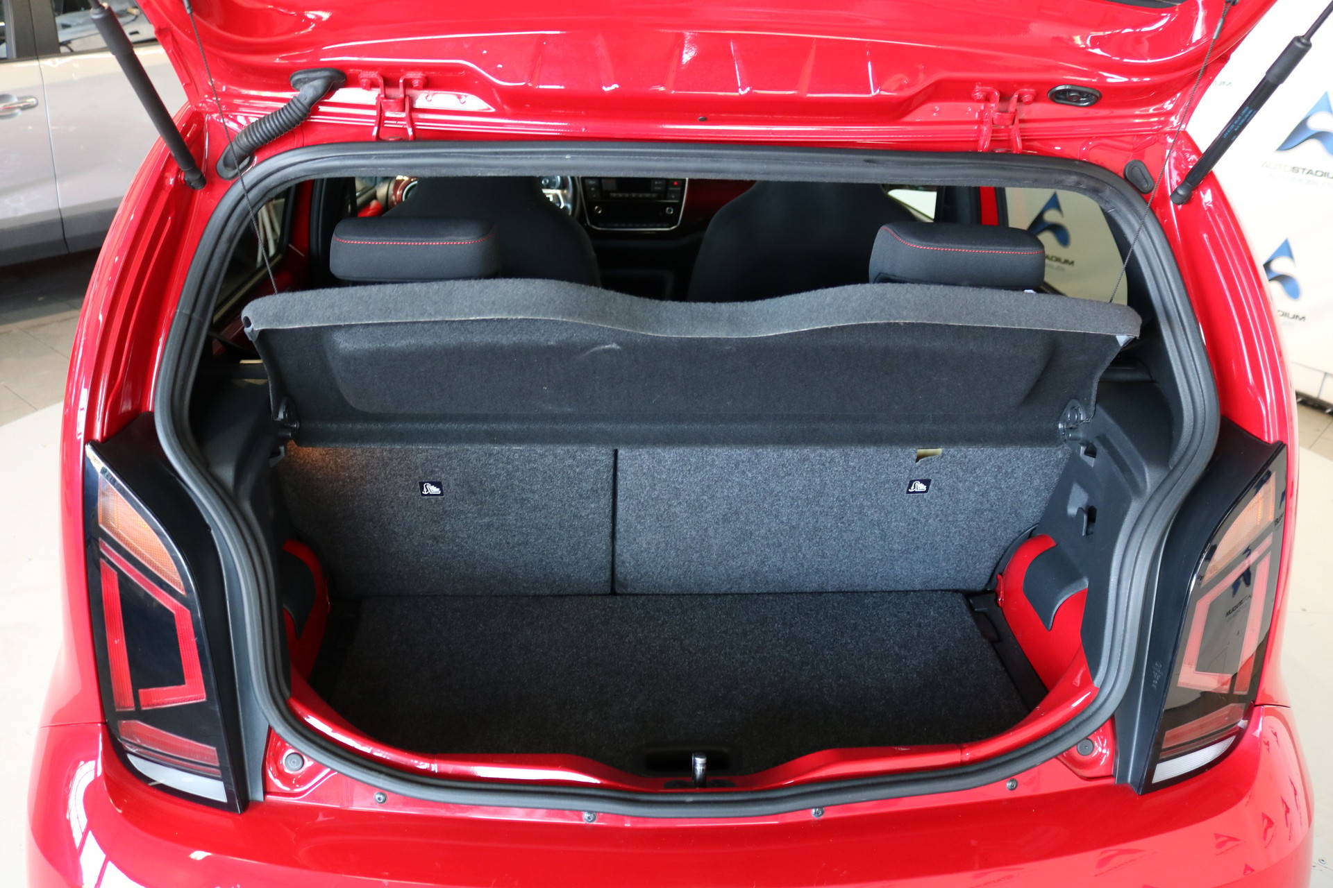 VW Up 1.0 TSI GTI-image-36