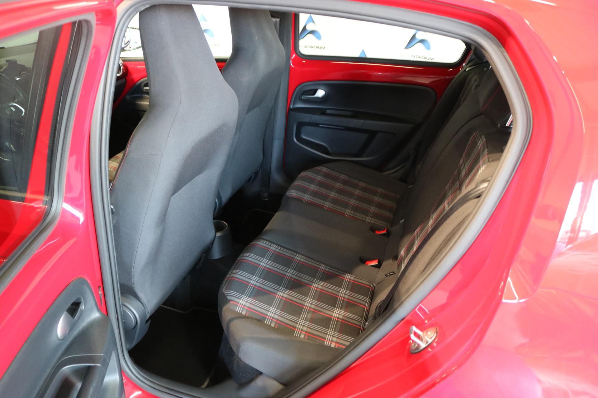 VW Up 1.0 TSI GTI-image-37