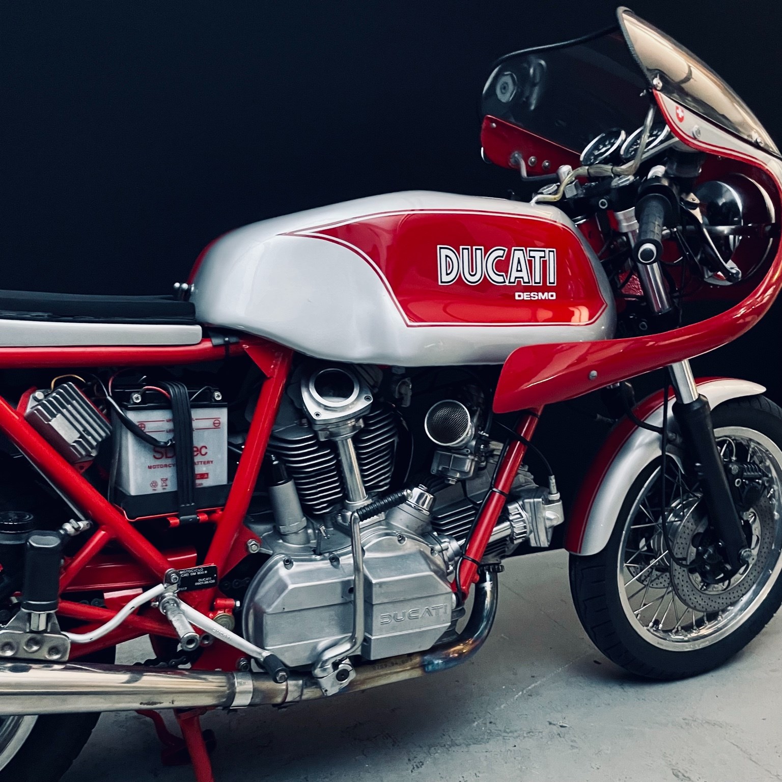 DUCATI 900 SS-image-5