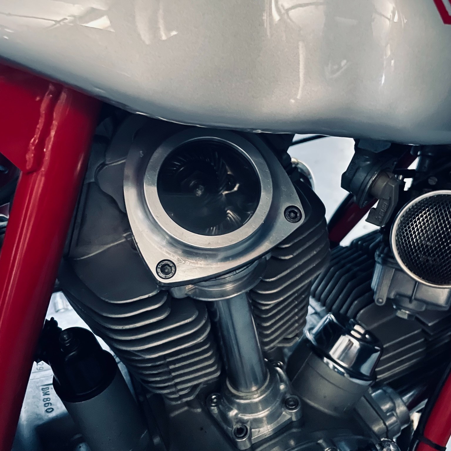 DUCATI 900 SS-image-12