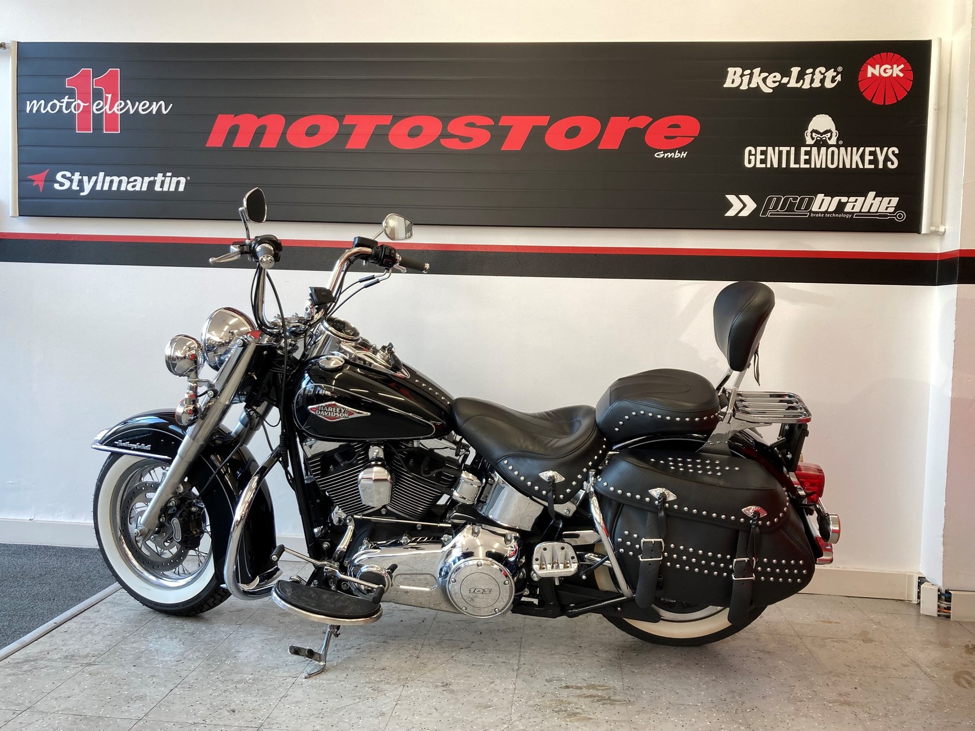 HARLEY-DAVIDSON FLSTC Softail Heritage Classic ABS-image-2