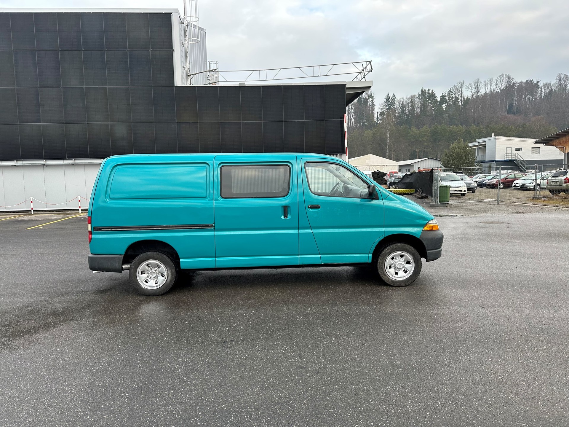 TOYOTA Hiace 2.7 Kombi 4x4 LWB-image-3