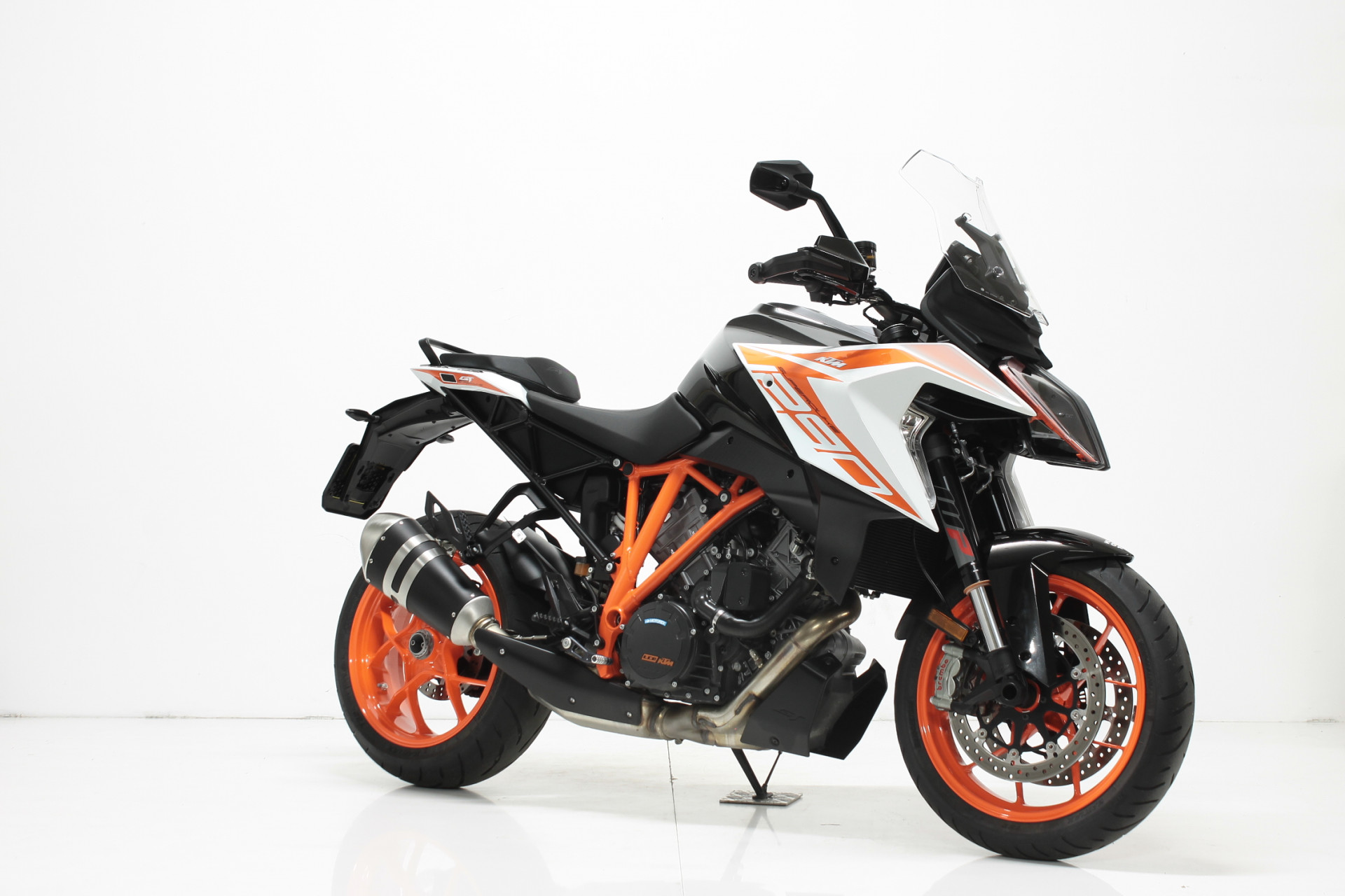 KTM 1290 Super Duke GT-image-0