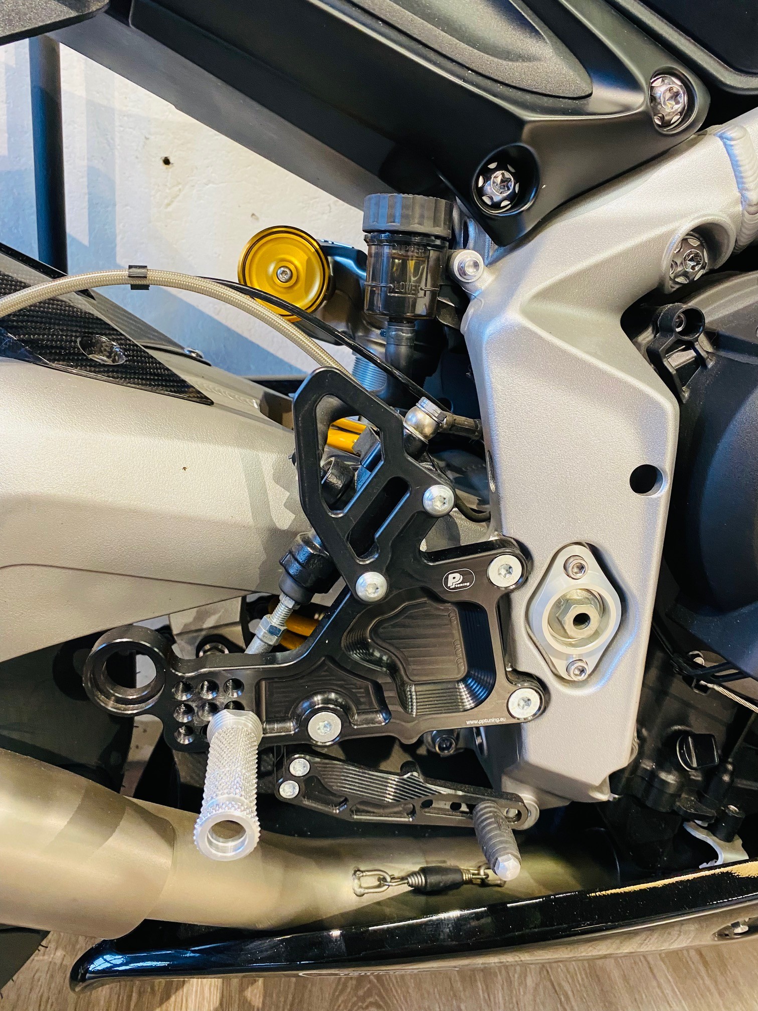 TRIUMPH 765 Moto 2-image-5