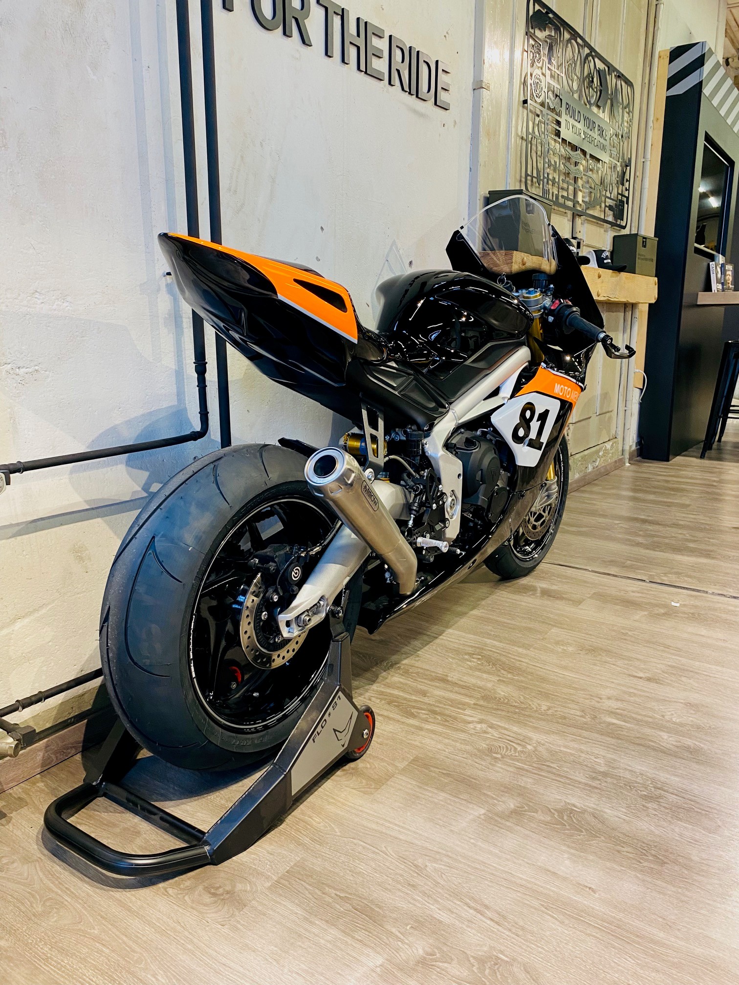 TRIUMPH 765 Moto 2-image-4