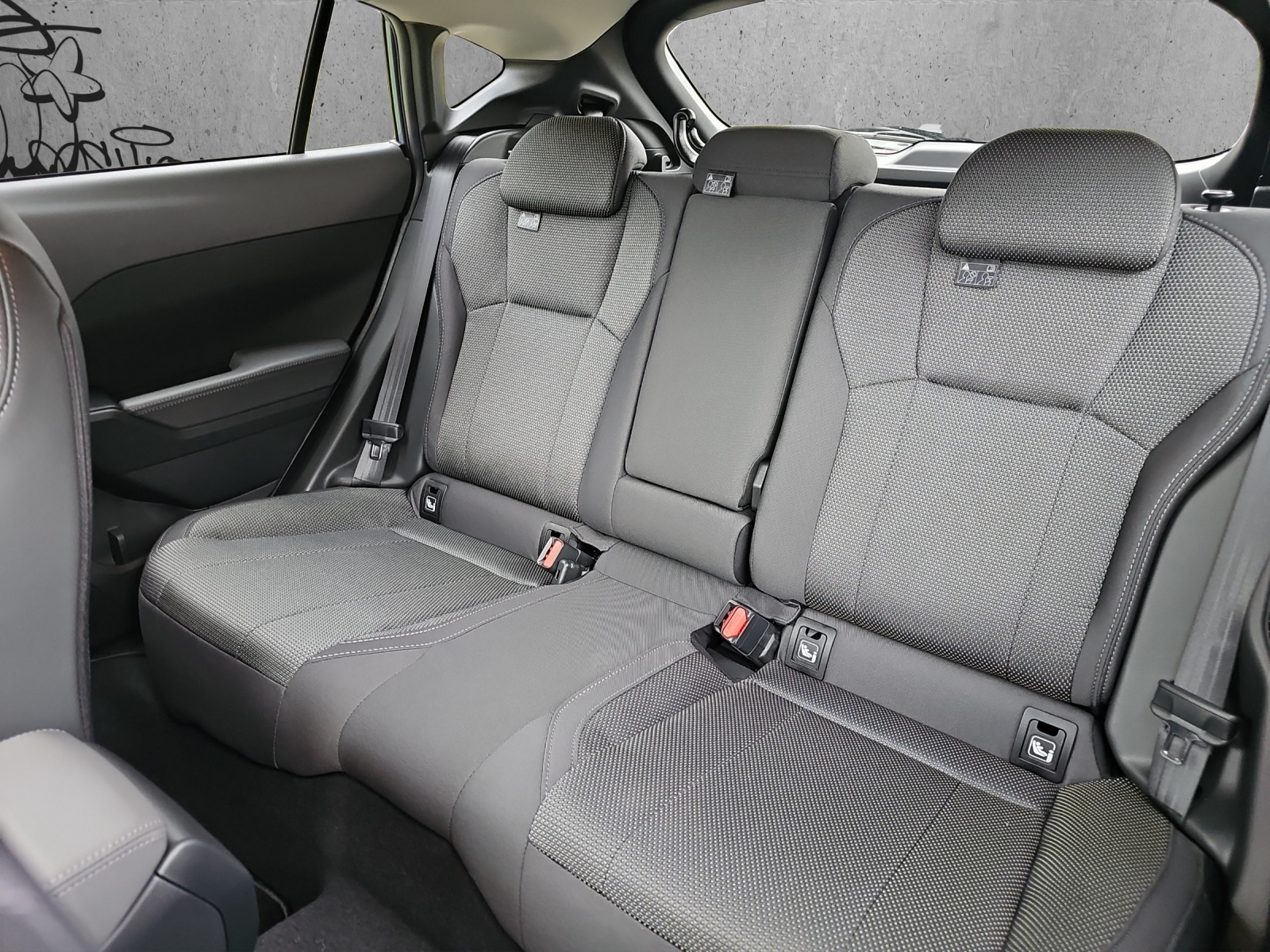 SUBARU Crosstrek 2.0 e-Boxer Swiss Plus AWD Lineartronic-image-7