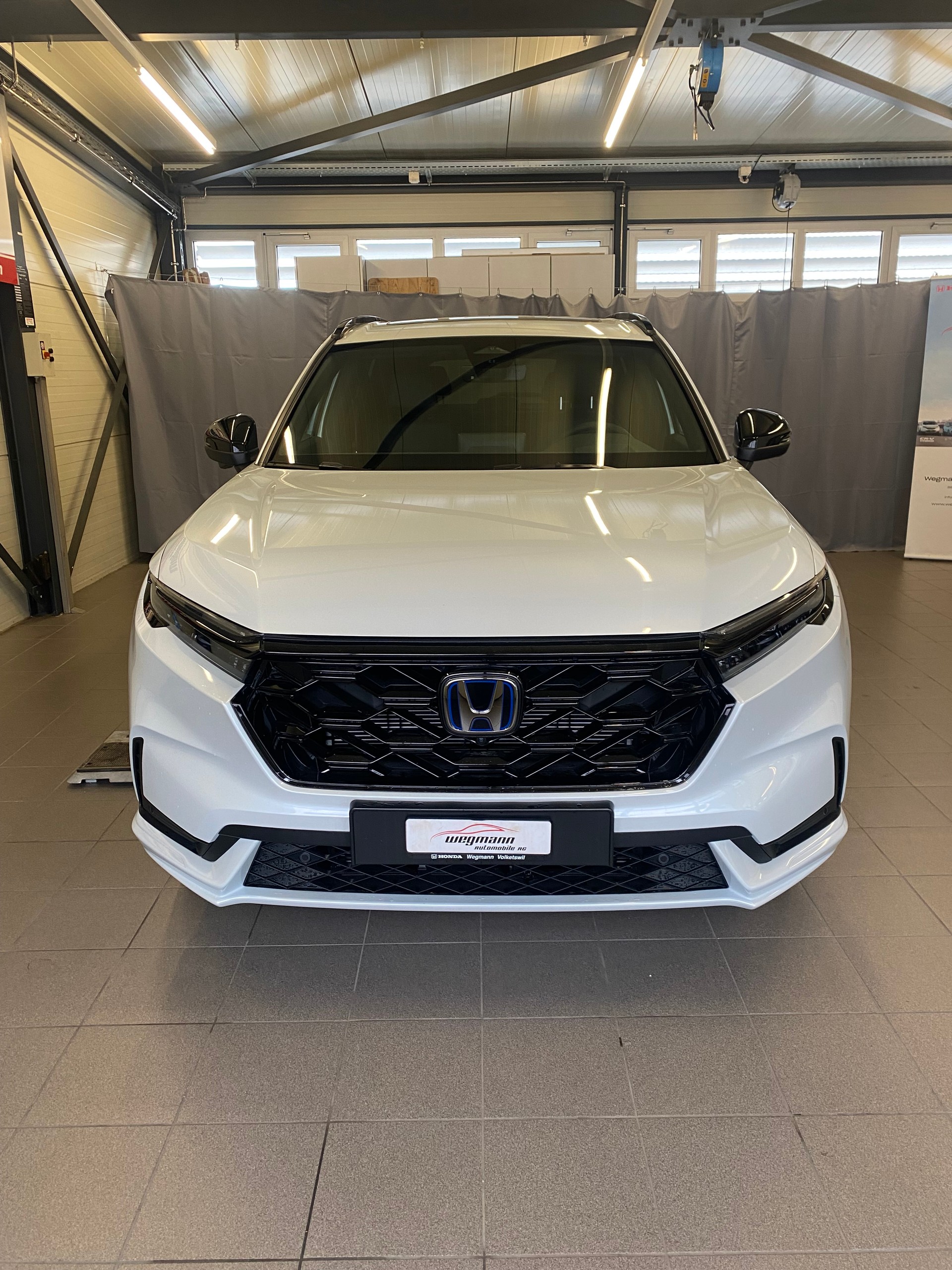 HONDA CR-V 2.0i MMD PHEV Advance 2WD Automatic-showroom-element-1