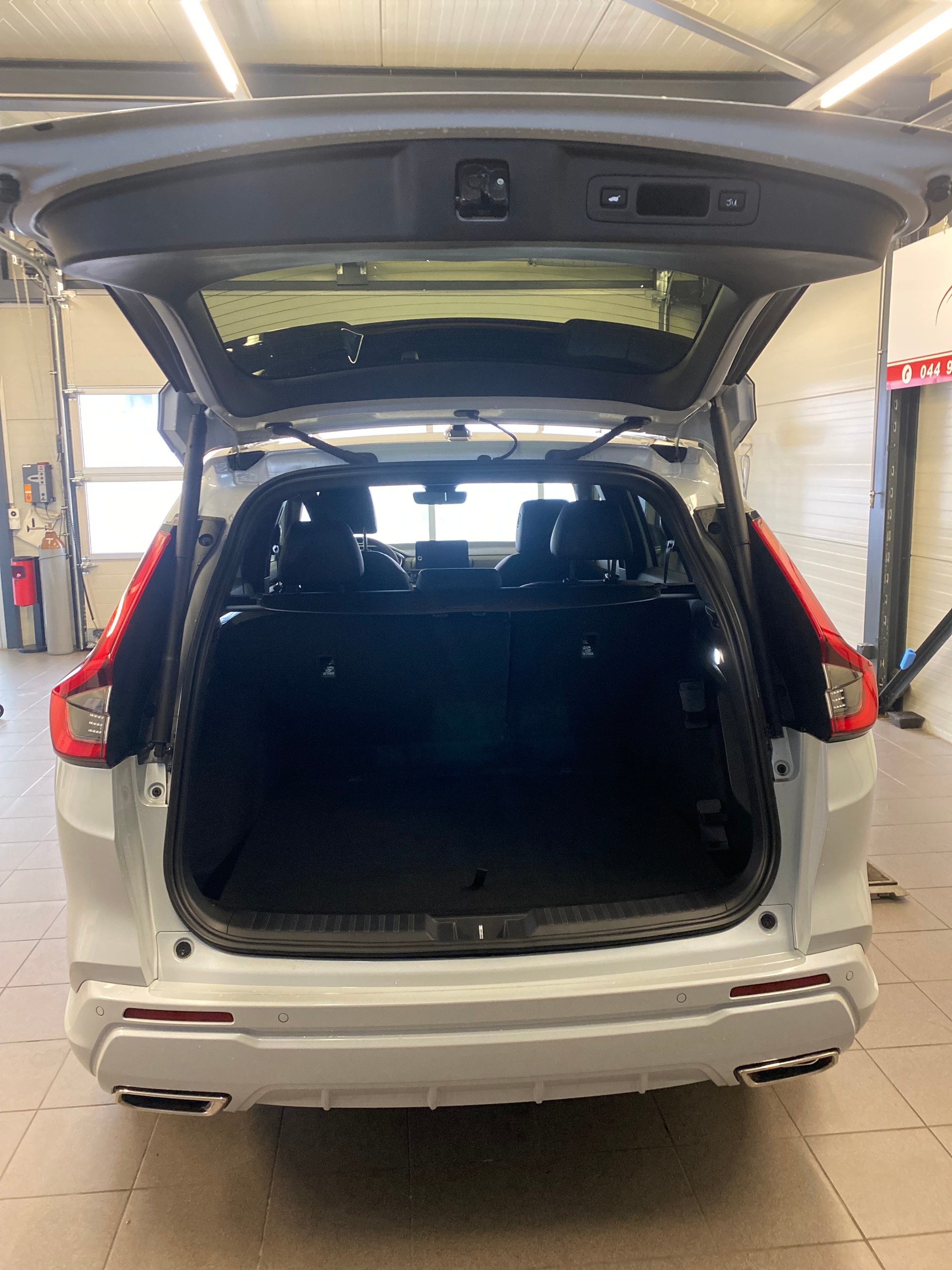 HONDA CR-V 2.0i MMD PHEV Advance 2WD Automatic-image-14