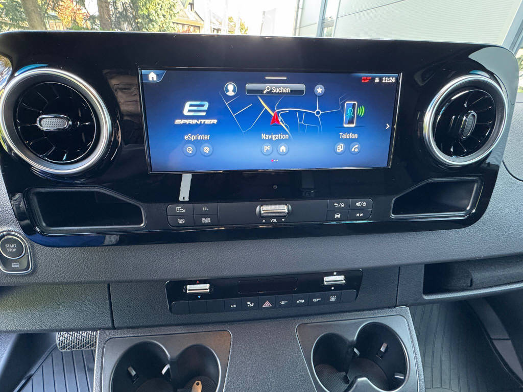 MERCEDES-BENZ eSprinter 320 Kasten Pro Worker 3665 S 81 kWh-image-12
