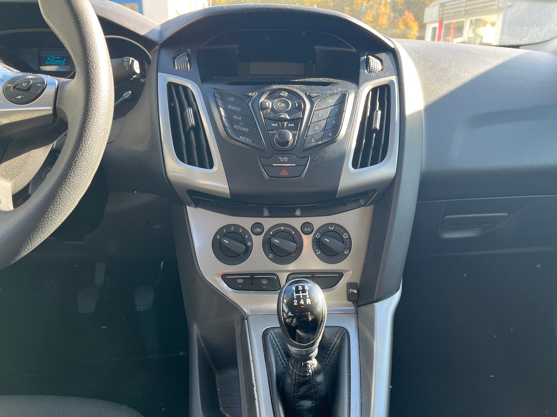 FORD Focus 1.0 SCTi Trend-image-11