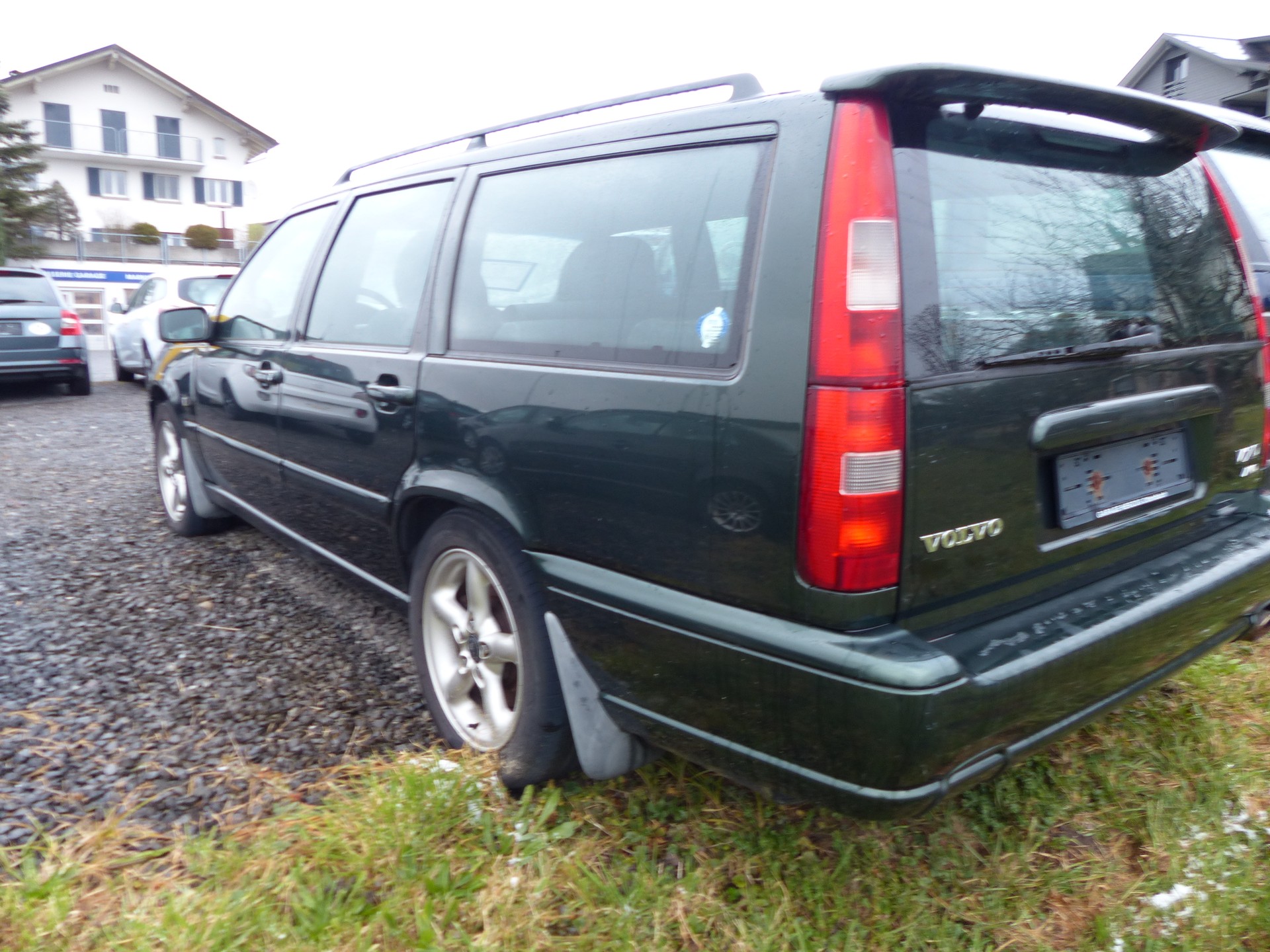 VOLVO V70 2.5 LPT AWD-image-4