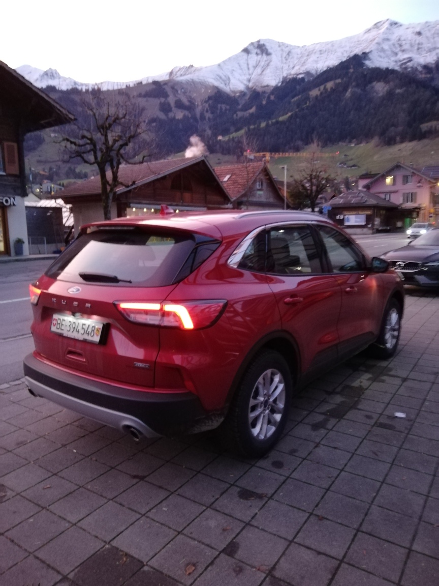FORD Kuga (A) 2.5 Plug-in Hybrid Titanium-image-7