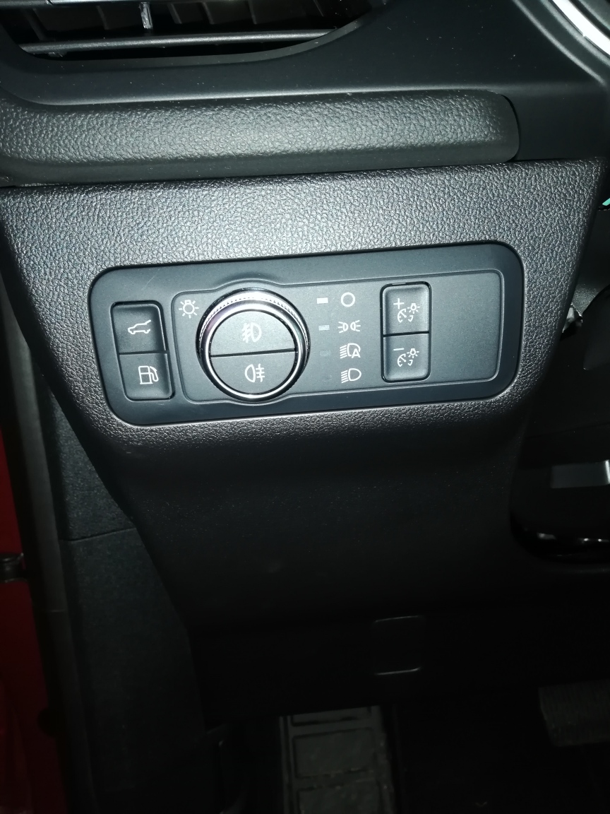 FORD Kuga (A) 2.5 Plug-in Hybrid Titanium-image-17