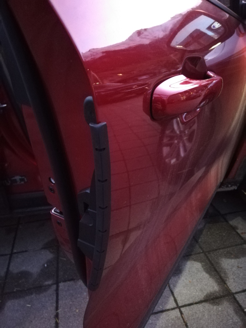 FORD Kuga (A) 2.5 Plug-in Hybrid Titanium-image-14